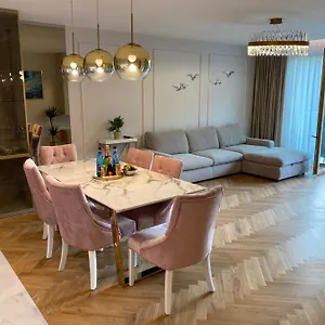 https://eternity-apartament-dolny.gdanskhotel.org