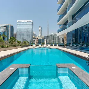 https://waves-tower-apartments-in-business-bay.dubaihotelsoffers.com
